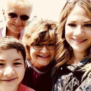 Meet your Posher, Gayle